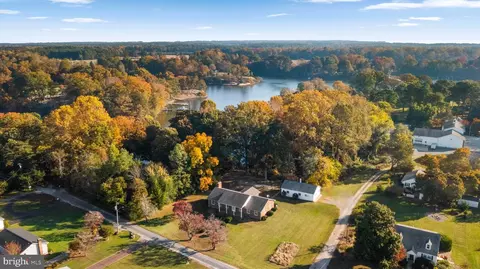 138 Pier Pl, Kinsale, VA 22488