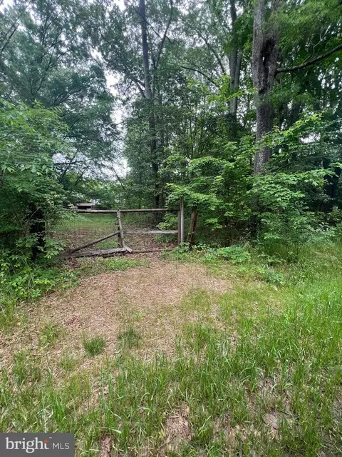 Albrough Boulevard, Colonial Beach, VA 22443
