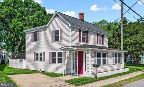117 Bancroft Ave, Colonial Beach, VA 22443