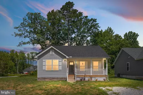 441 Nicholson Dr, Colonial Beach, VA 22443