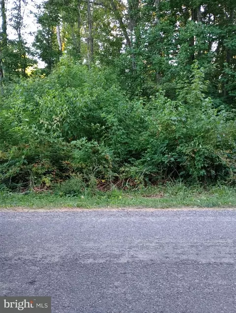 Aqua Lane, Colonial Beach, VA 22443