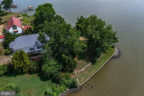 144 Cove Dr, Montross, VA 22520