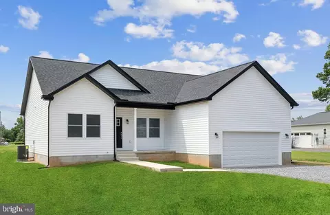 653 Forest Grove Rd, Colonial Beach, VA 22443