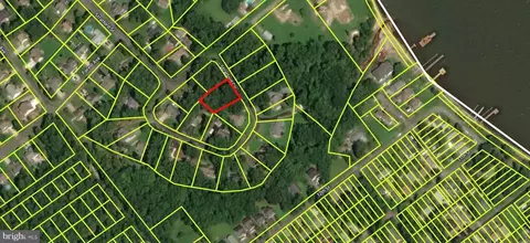 140 Stratford Cir, Colonial Beach, VA 22443