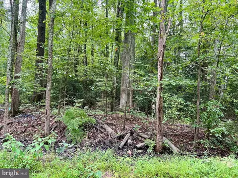 Circle Lane, Colonial Beach, VA 22443