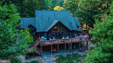 88 Colonial Dr, Montross, VA 22520