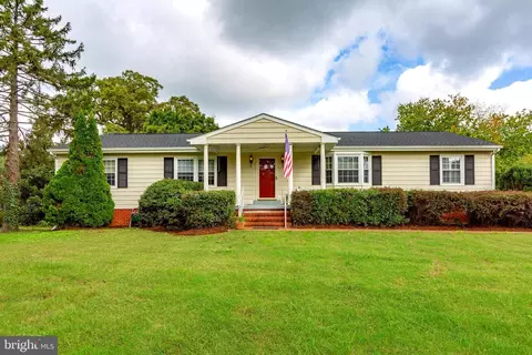 16941 Kings Hwy, Montross, VA 22520