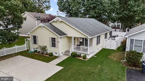 1004 Middleton, Colonial Beach, VA 22443