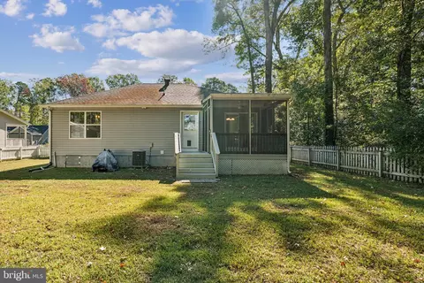 163 Nicholson Dr, Colonial Beach, VA 22443 photo 5