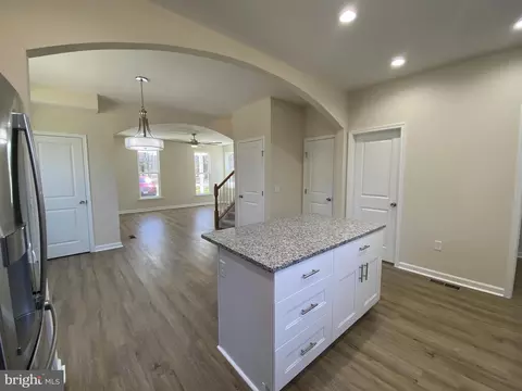 399 S Independence Dr, Montross, VA 22520
