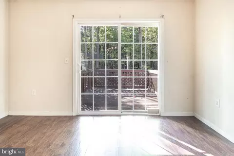 1065 Lakeview Dr, Colonial Beach, VA 22443 photo 8
