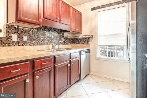 1065 Lakeview Dr, Colonial Beach, VA 22443 photo 6