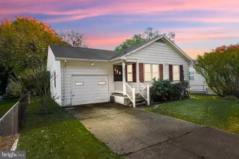 304 2nd St, Colonial Beach, VA 22443