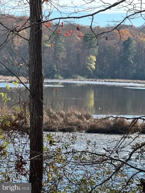 lot16 Holly Point Dr, Montross, VA 22520