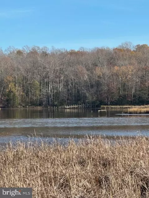 lot15 Holly Pt, Montross, VA 22520