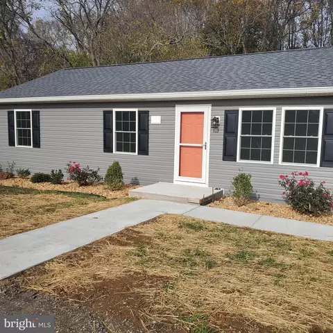 3295 Zacata Rd, Montross, VA 22520