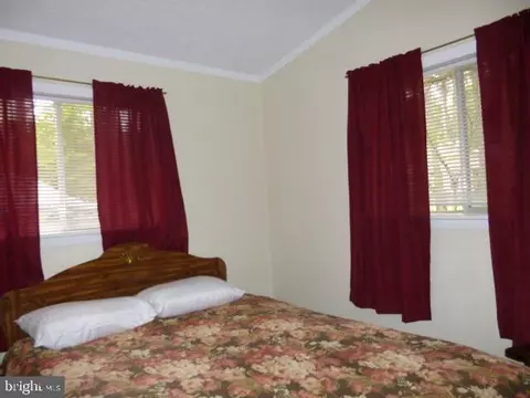 Bedroom - 200 Parrish Loop, Montross, VA 22520 photo 2 of 2