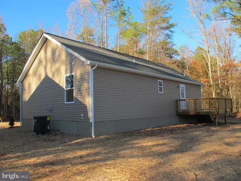 46 Parrish Loop, Montross, VA 22520 photo 3