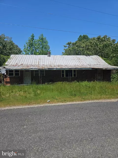 2056 Grants Hill Church, Montross, VA 22520