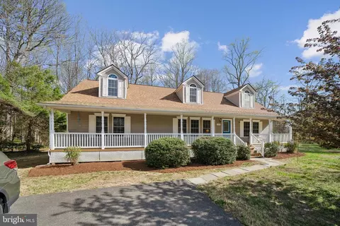 1101 S Independence Dr, Montross, VA 22520
