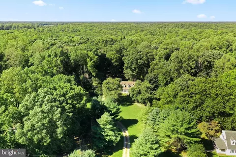 23724 Kings Hwy, Warsaw, VA 22572