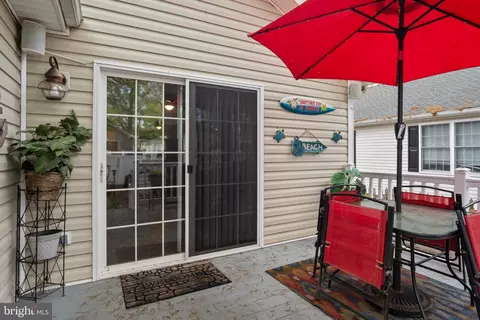 Exterior - 18 2nd St, Colonial Beach, VA 22443 photo 4 of 7