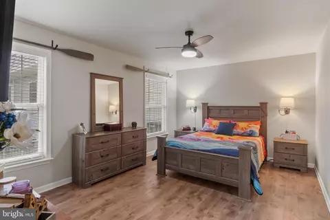 Bedroom - 18 2nd St, Colonial Beach, VA 22443 photo 3 of 9