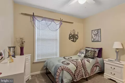 Bedroom - 18 2nd St, Colonial Beach, VA 22443 photo 9 of 9