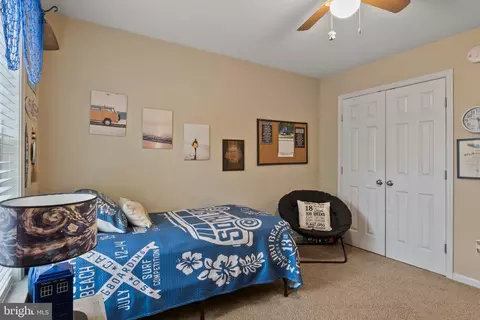 Bedroom - 18 2nd St, Colonial Beach, VA 22443 photo 6 of 9