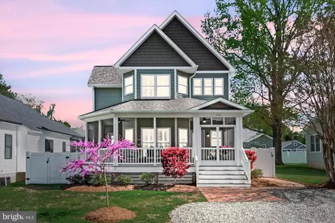 134 4th, Colonial Beach, VA 22443