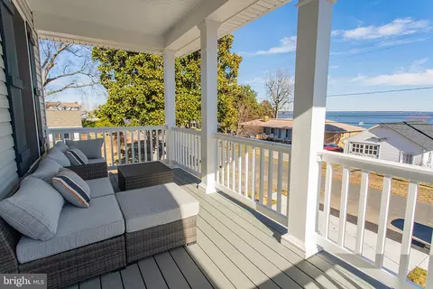 806 Taggart St, Colonial Beach, VA 22443