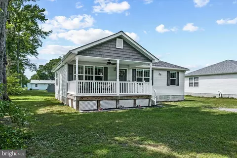 129 Brooks Drive Dr, Colonial Beach, VA 22443 photo 4