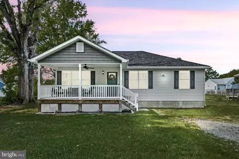 129 Brooks Drive Dr, Colonial Beach, VA 22443 photo 3