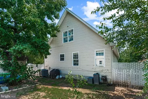 Other - 301 3rd St, Colonial Beach, VA 22443 photo 7 of 12