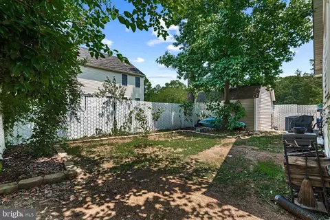 Exterior - 301 3rd St, Colonial Beach, VA 22443 photo 7 of 9
