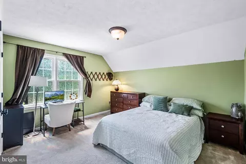 Bedroom - 301 3rd St, Colonial Beach, VA 22443 photo 5 of 5