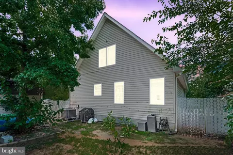 Other - 301 3rd St, Colonial Beach, VA 22443 photo 8 of 12