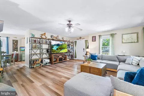 Other - 301 3rd St, Colonial Beach, VA 22443 photo 2 of 12