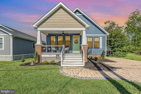 917 Bancroft Ave, Colonial Beach, VA 22443