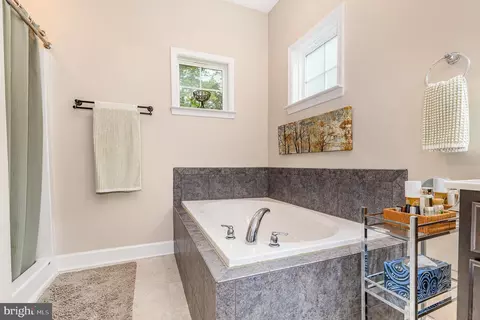 Bath - 237 Nicholson Dr, Colonial Beach, VA 22443 photo 1 of 1