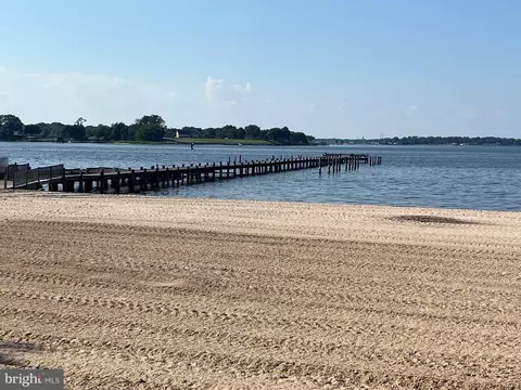 View/Area - 237 Nicholson Dr, Colonial Beach, VA 22443 photo 1 of 2