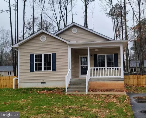265 Wildwood Rd, Colonial Beach, VA 22443