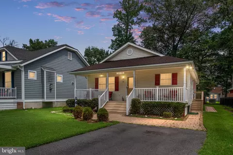 1208 Bancroft Ave, Colonial Beach, VA 22443