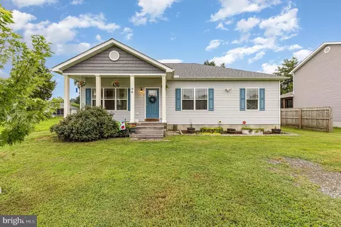 96 Columbia Rd, Colonial Beach, VA 22443