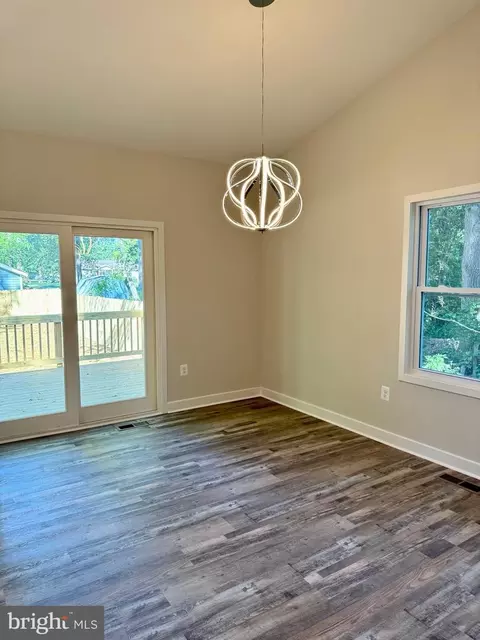 Dining - 77 Forest Grv, Colonial Beach, VA 22443 photo 1 of 1