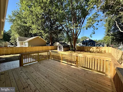 Exterior - 77 Forest Grv, Colonial Beach, VA 22443 photo 3 of 18