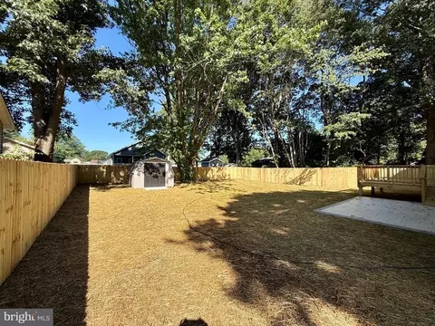 Exterior - 77 Forest Grv, Colonial Beach, VA 22443 photo 6 of 18