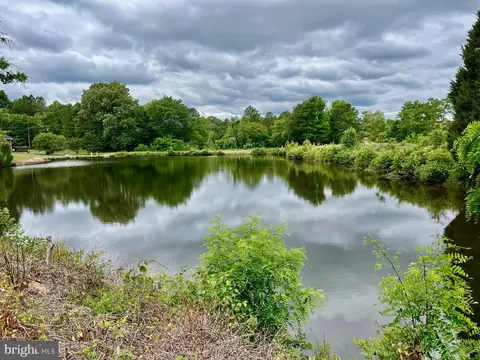 View/Area - 77 Forest Grv, Colonial Beach, VA 22443 photo 14 of 15