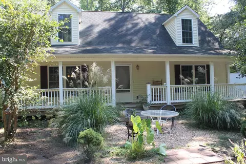 88 Carter, Montross, VA 22520