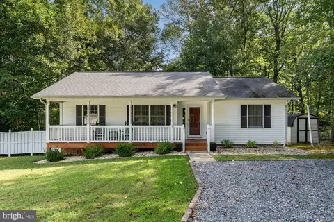 49 Avian Ct, Montross, VA 22520
